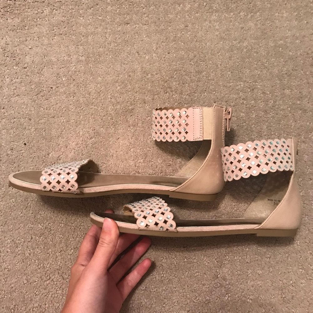Yellow Box Sandals  - Picture 2 of 6
